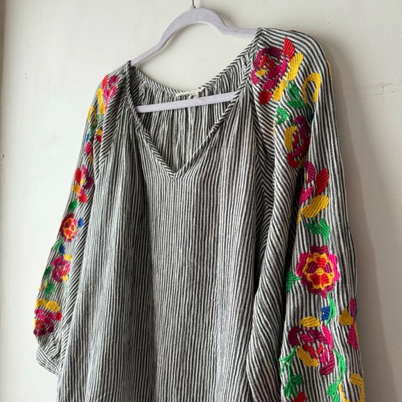 Floreat | Soleil Colorful Embroidered Striped Blouse - Picture 4 of 13